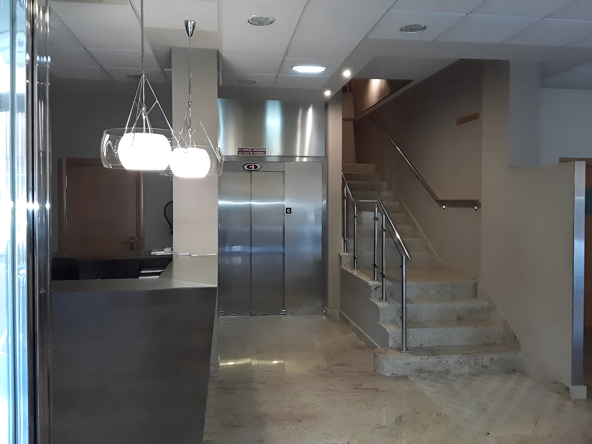 Hotel Astura – recepción hotel en Valencia de Don Juan Entrada y recepción del Hotel Astura en Valencia de Don Juan